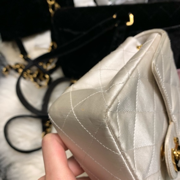 Vintage Chanel 24k white satin mini square flap - Picture 9 of 16